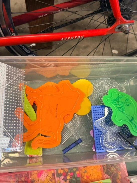 Bundle of Perla beads lot over thousands high quality beads - Picture 2 of 5